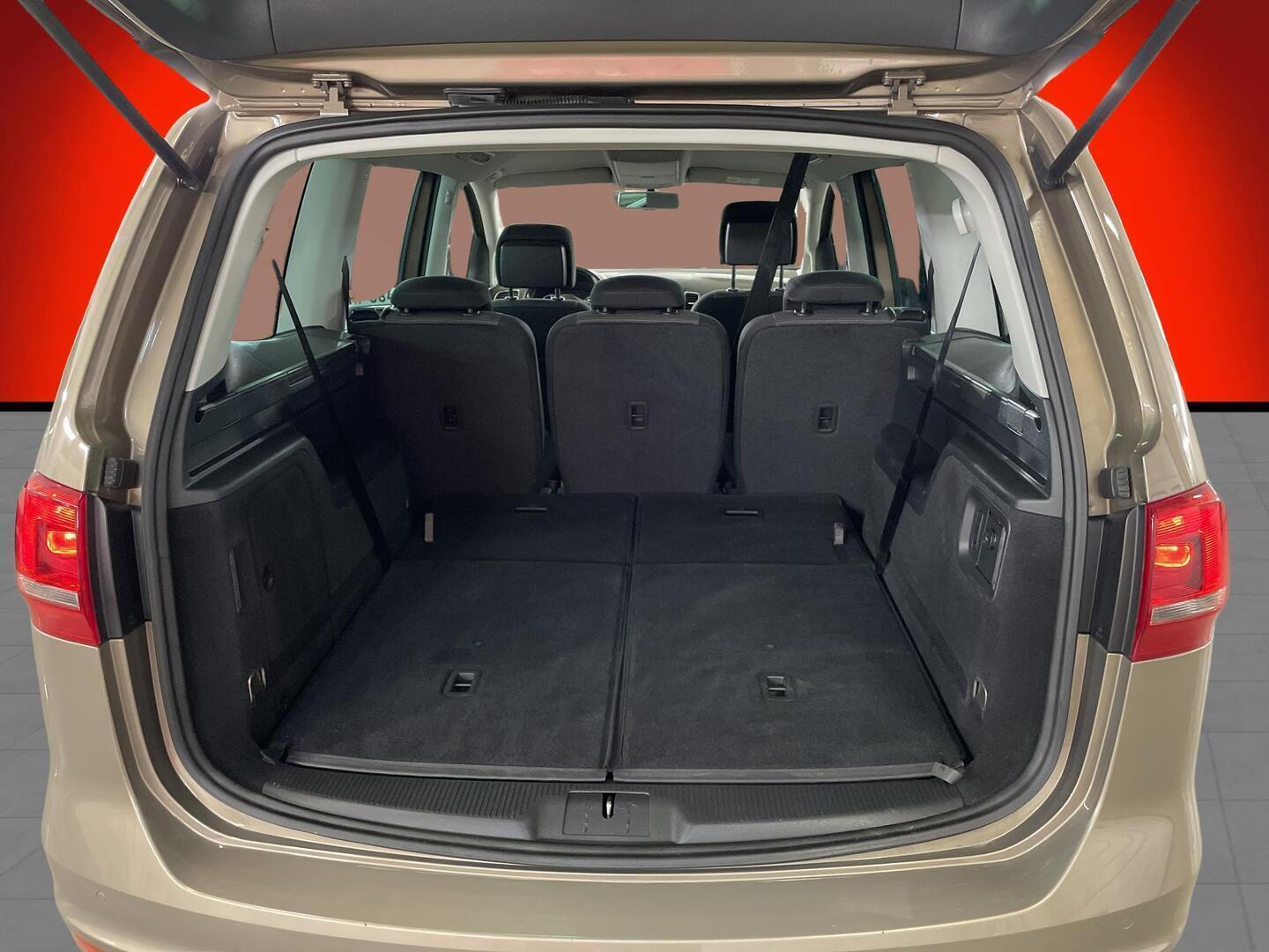 VOLKSWAGEN Sharan 2014