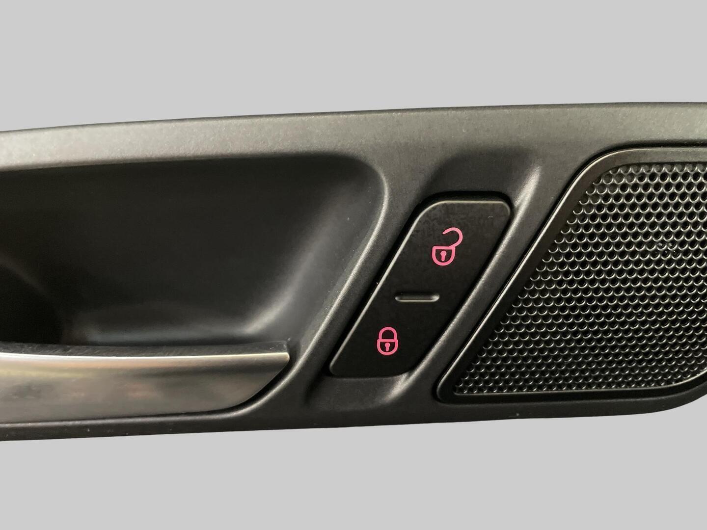 VOLKSWAGEN Sharan 2014