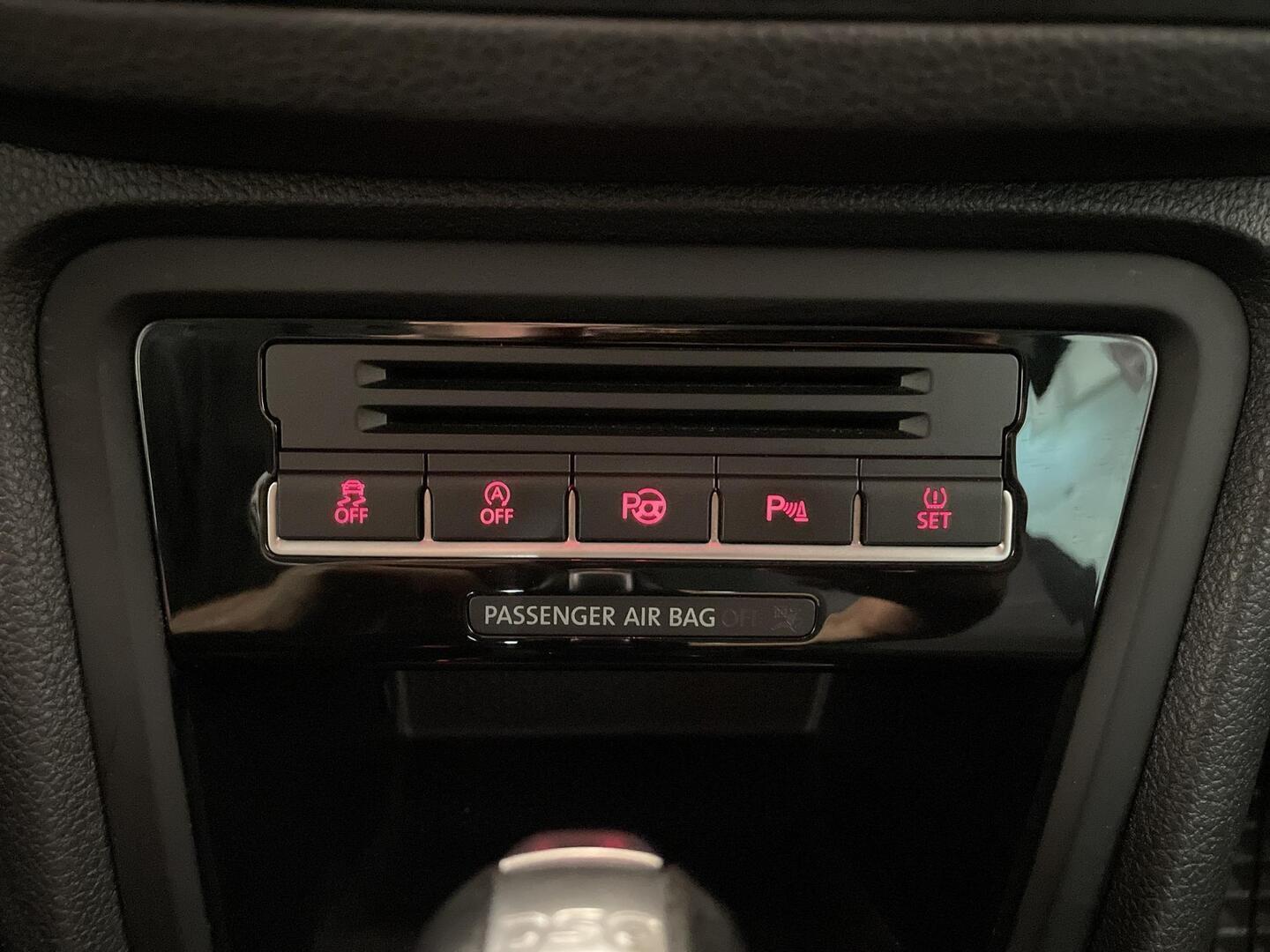 VOLKSWAGEN Sharan 2014