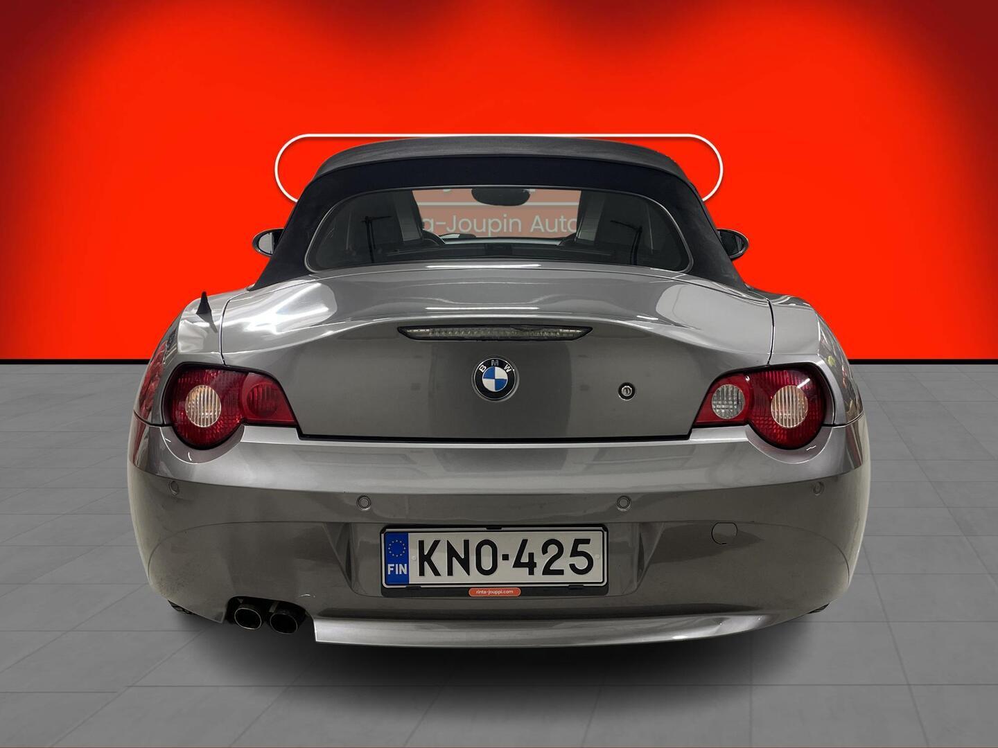BMW Z4 2004