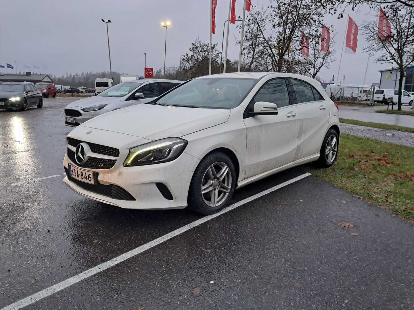 MERCEDES-BENZ A 2016