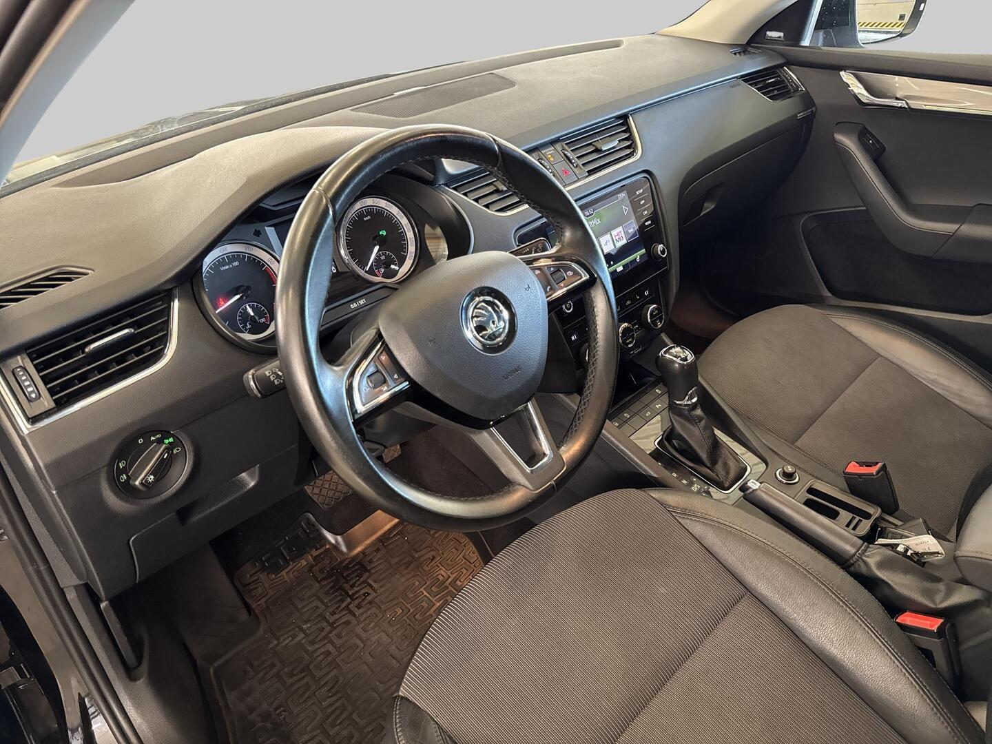 SKODA Octavia 2017