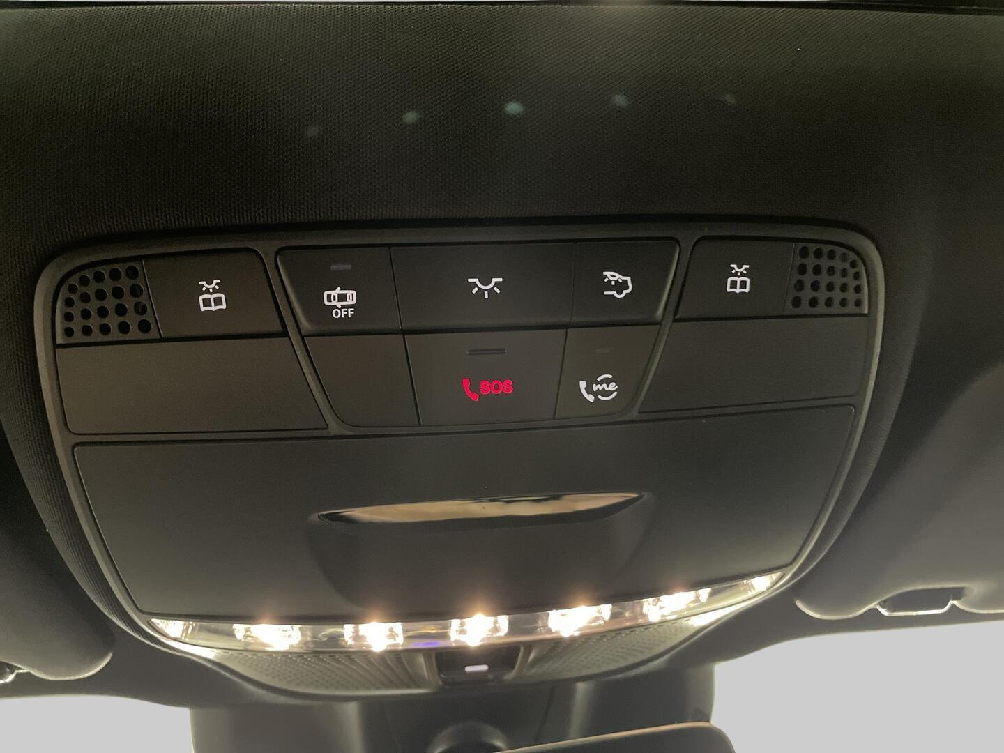 MERCEDES-BENZ E 2021