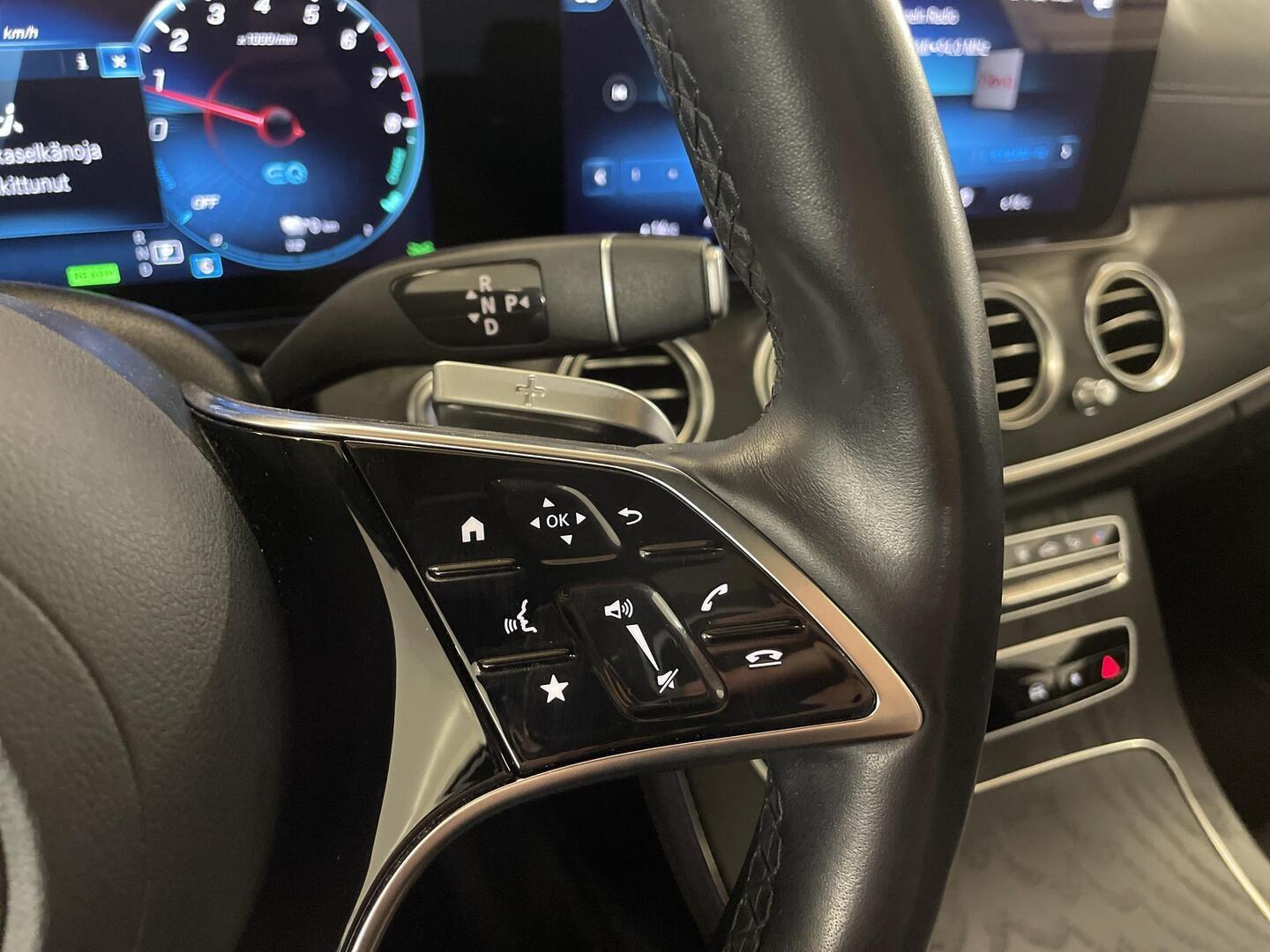 MERCEDES-BENZ E 2021