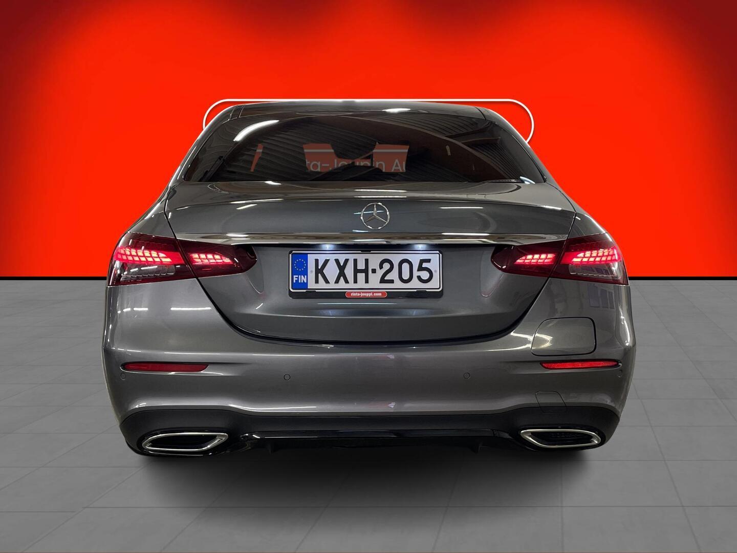 MERCEDES-BENZ E 2021