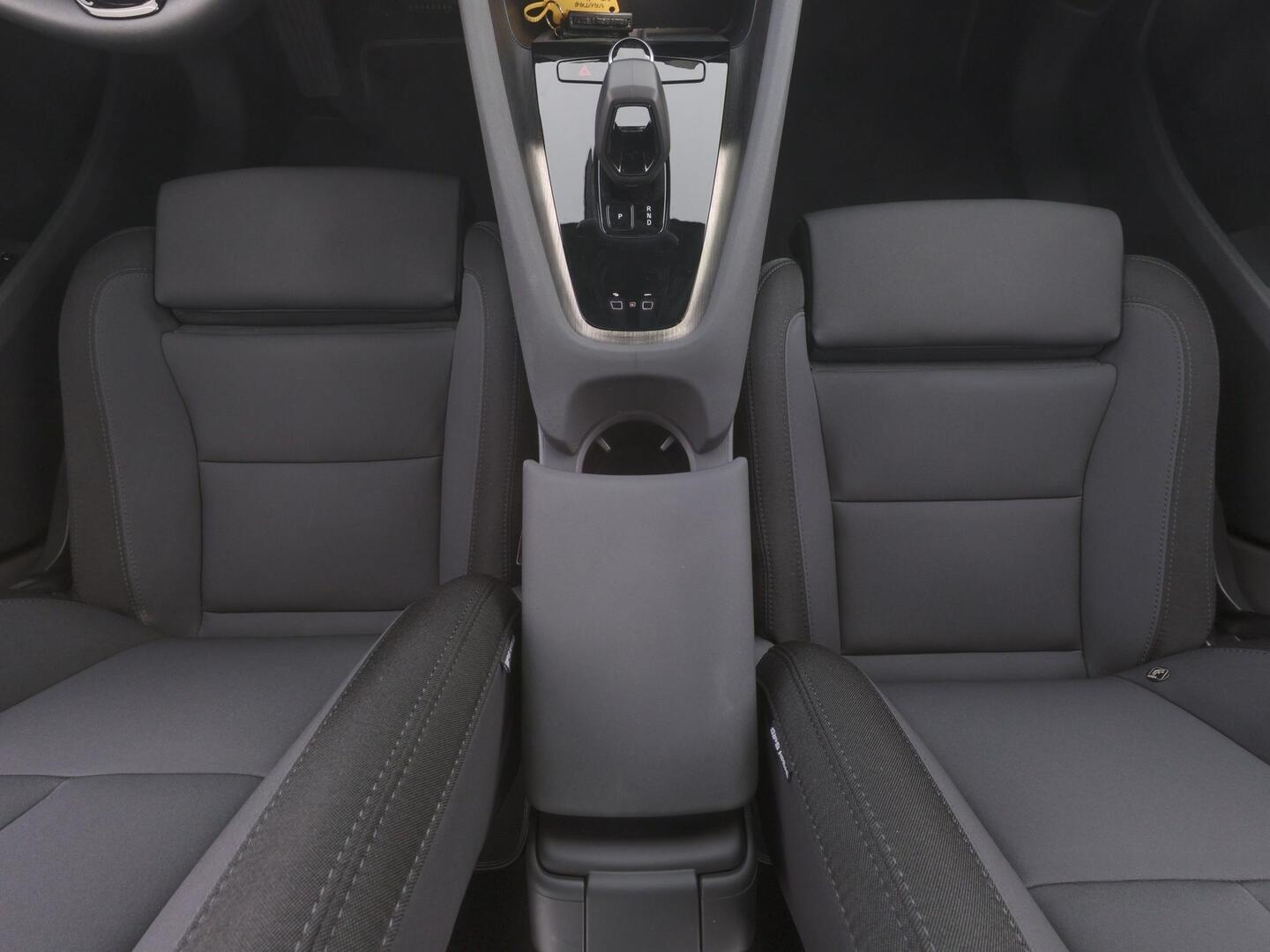 POLESTAR 2 2024
