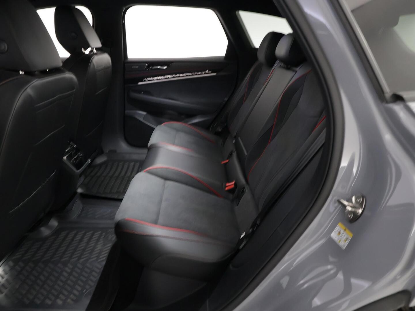 VOLKSWAGEN ID.7 2025