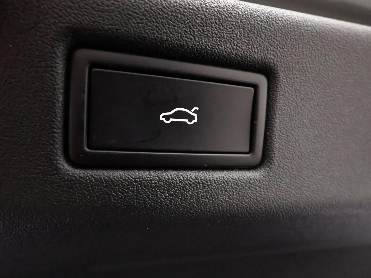 VOLKSWAGEN ID.7 2025