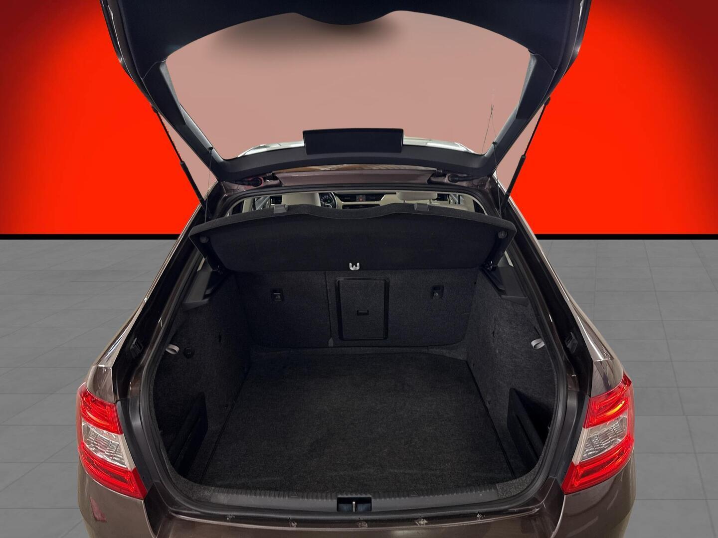 SKODA Octavia 2013