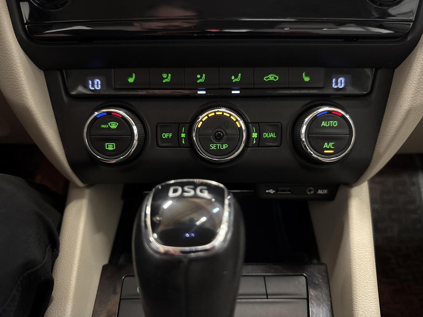 SKODA Octavia 2013