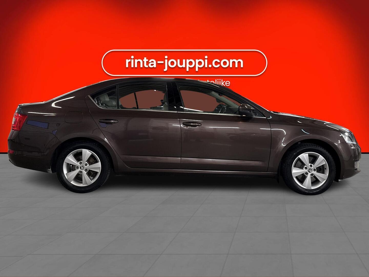 SKODA Octavia 2013