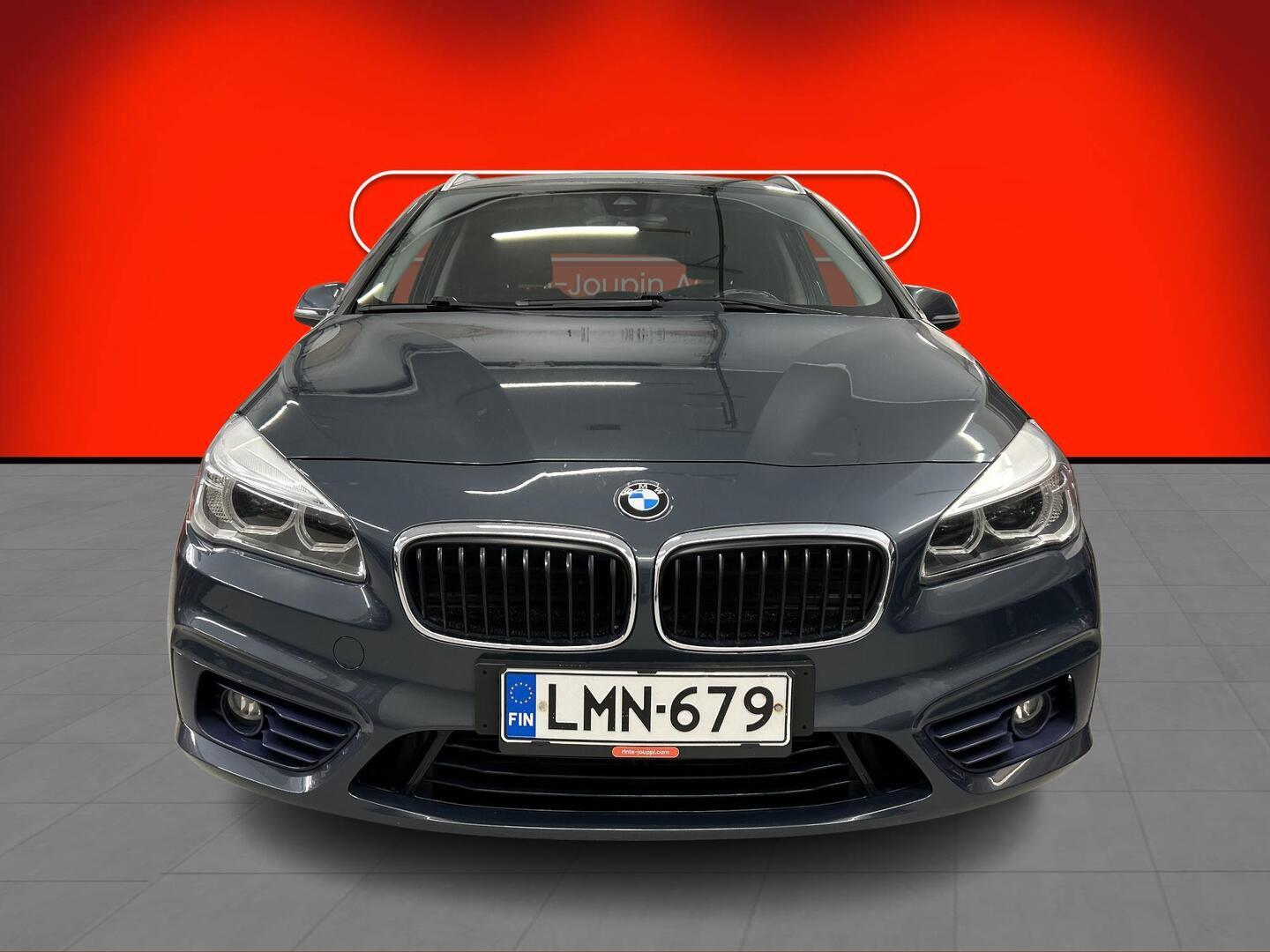 BMW 218 2015