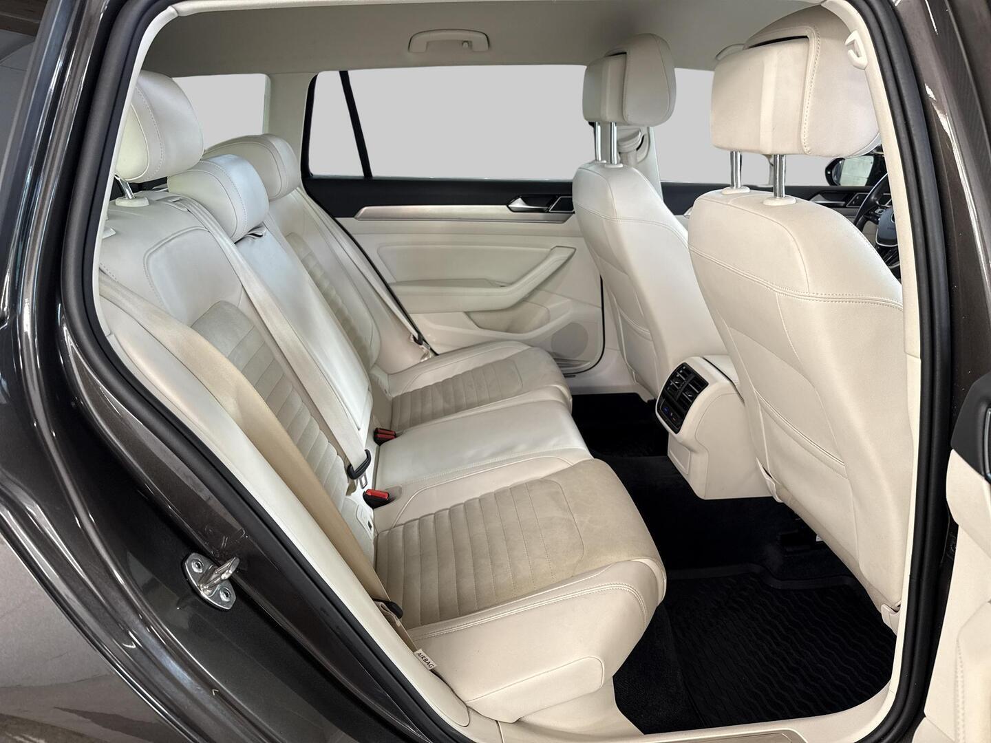 VOLKSWAGEN Passat 2015