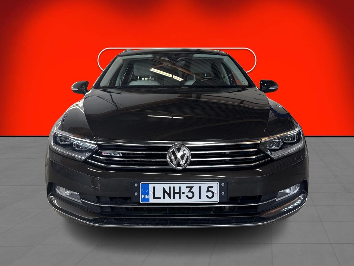 VOLKSWAGEN Passat 2015