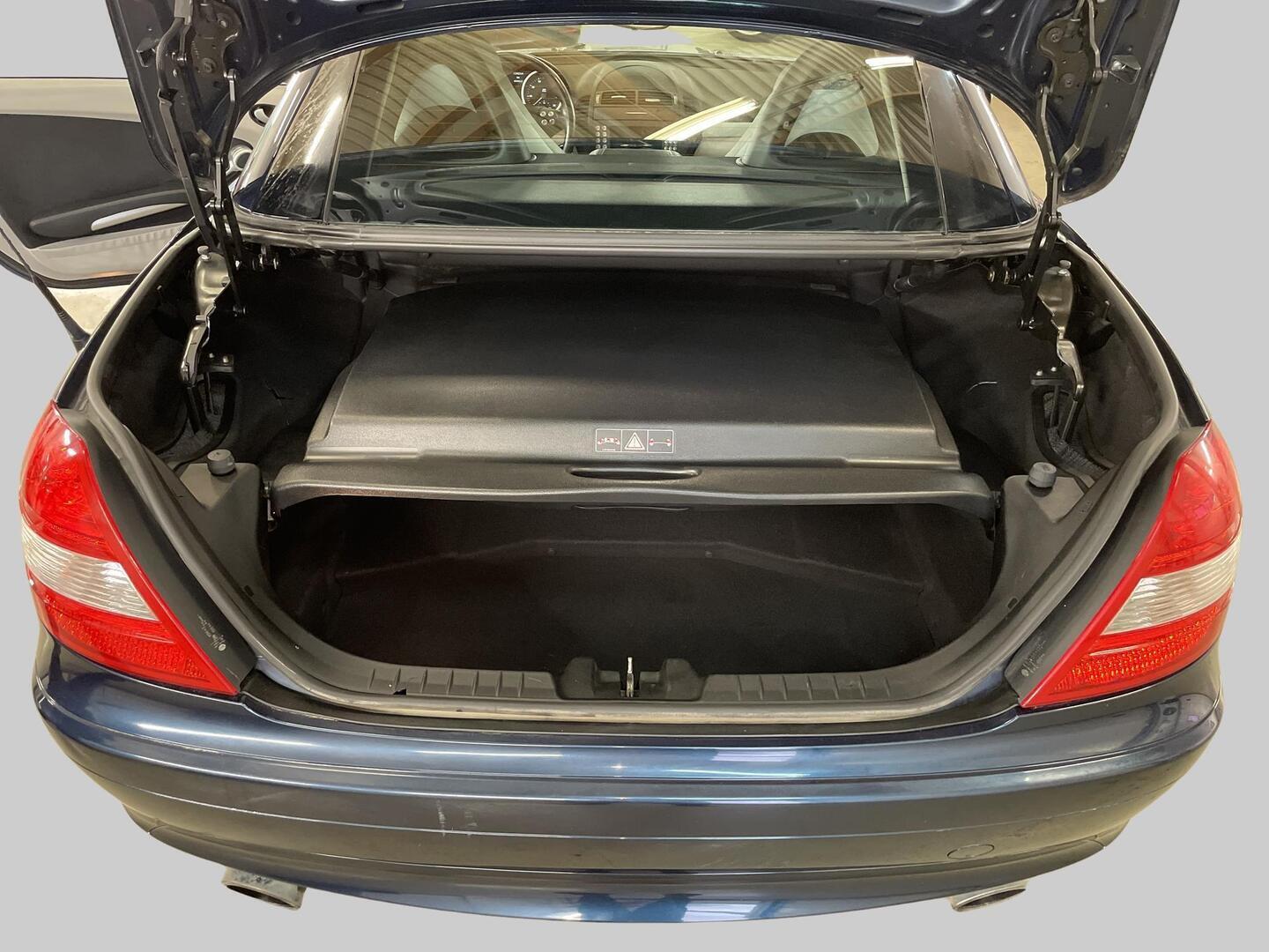 MERCEDES-BENZ SLK 2004