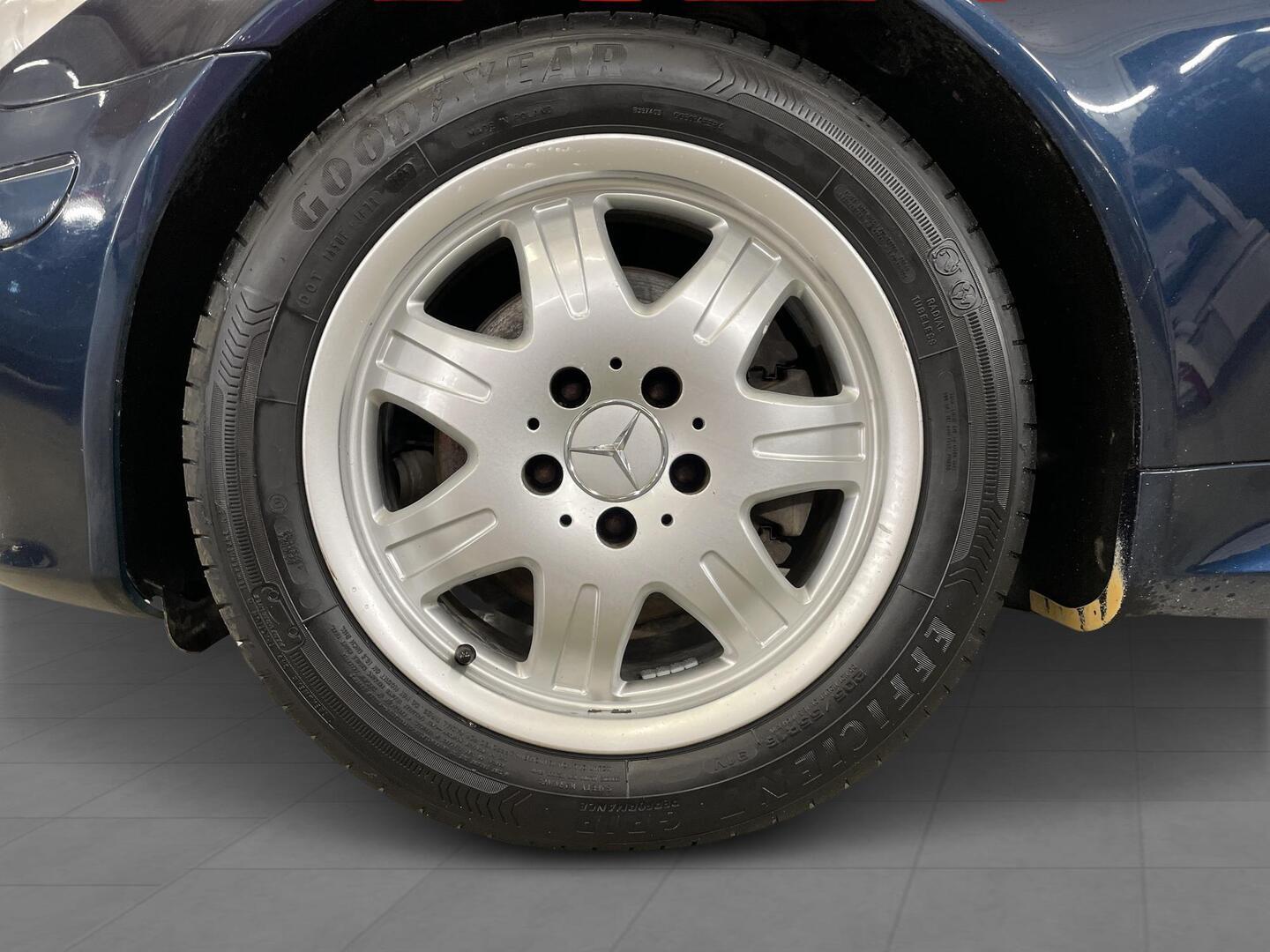 MERCEDES-BENZ SLK 2004