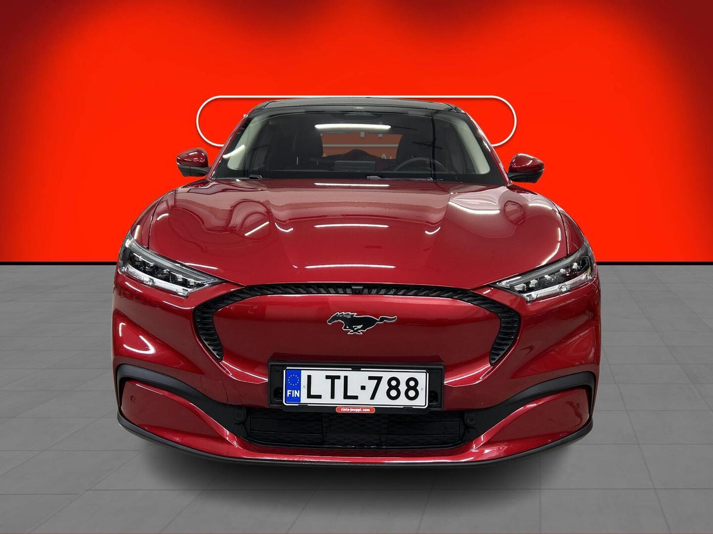 FORD MUSTANG MACH-E 2021