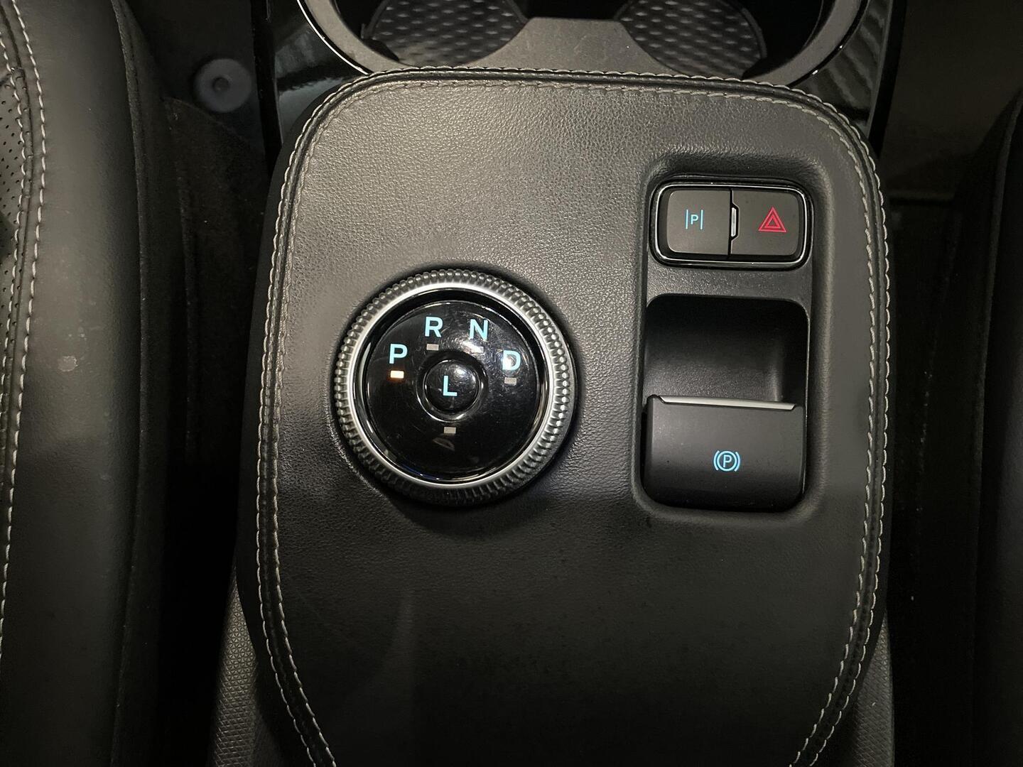 FORD MUSTANG MACH-E 2021