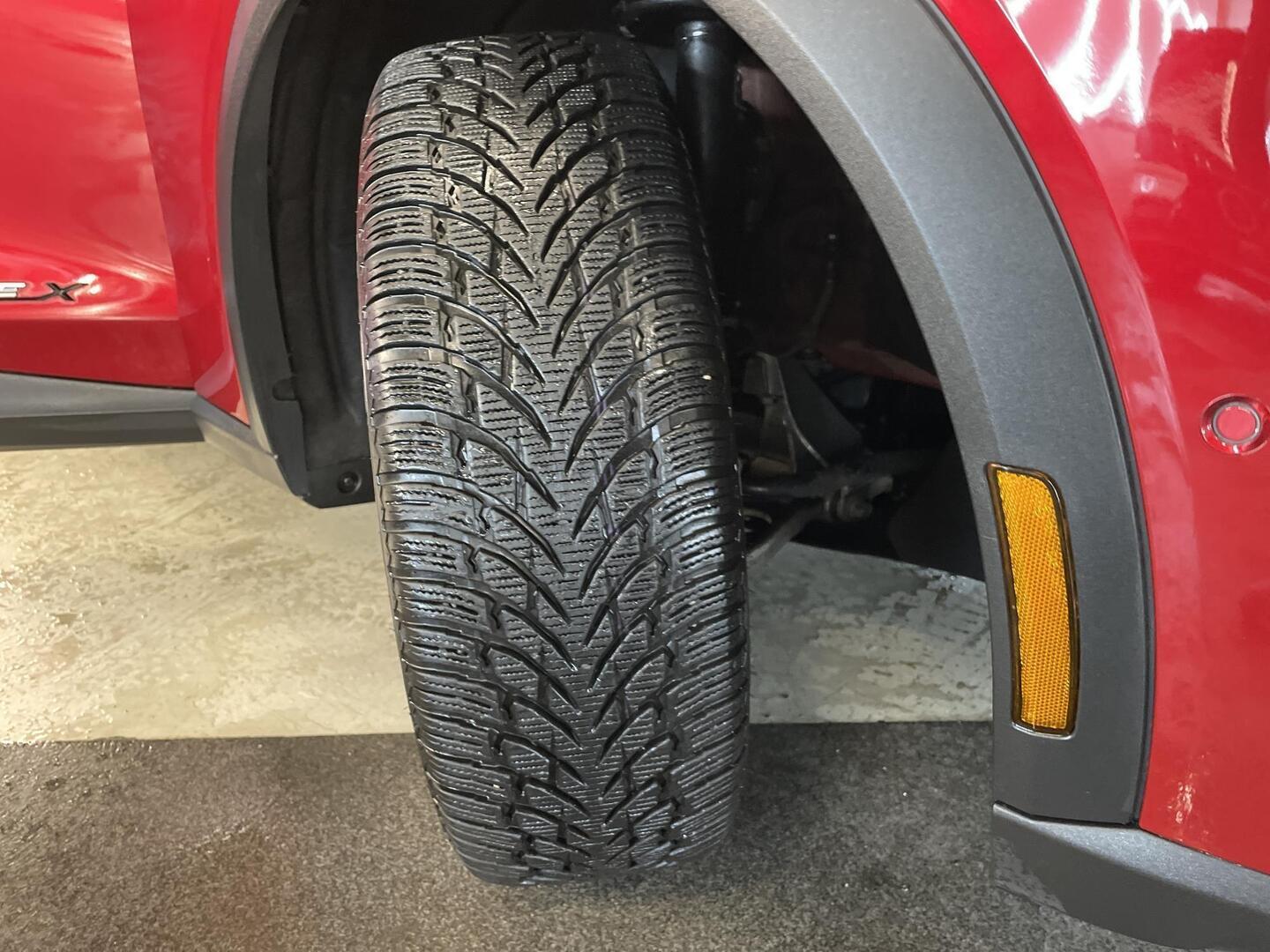 FORD MUSTANG MACH-E 2021