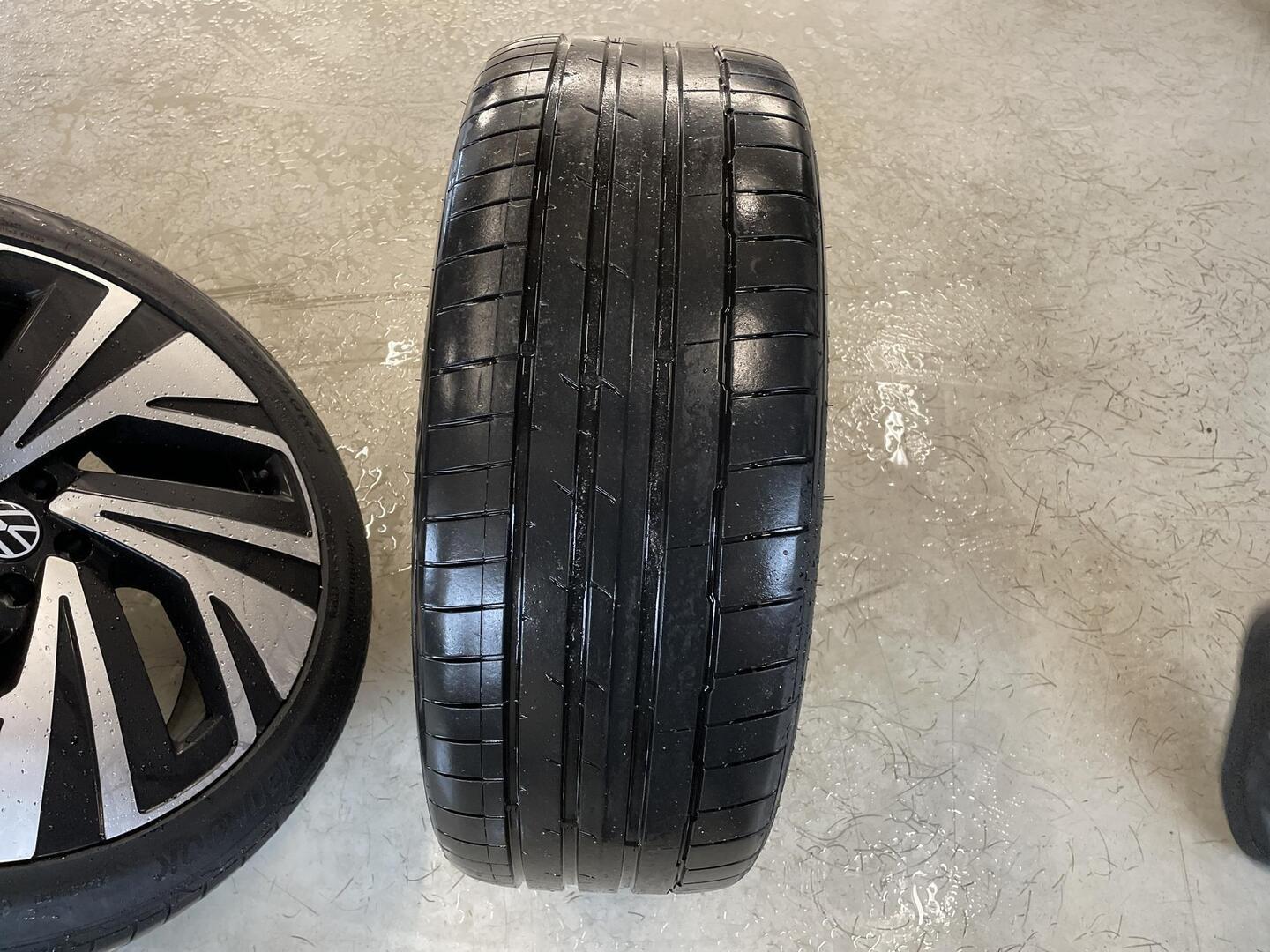 VOLKSWAGEN ID.4 2023