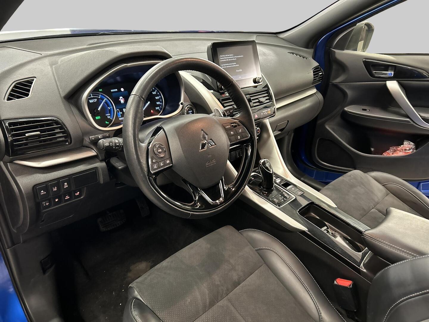 MITSUBISHI ECLIPSE CROSS 2024