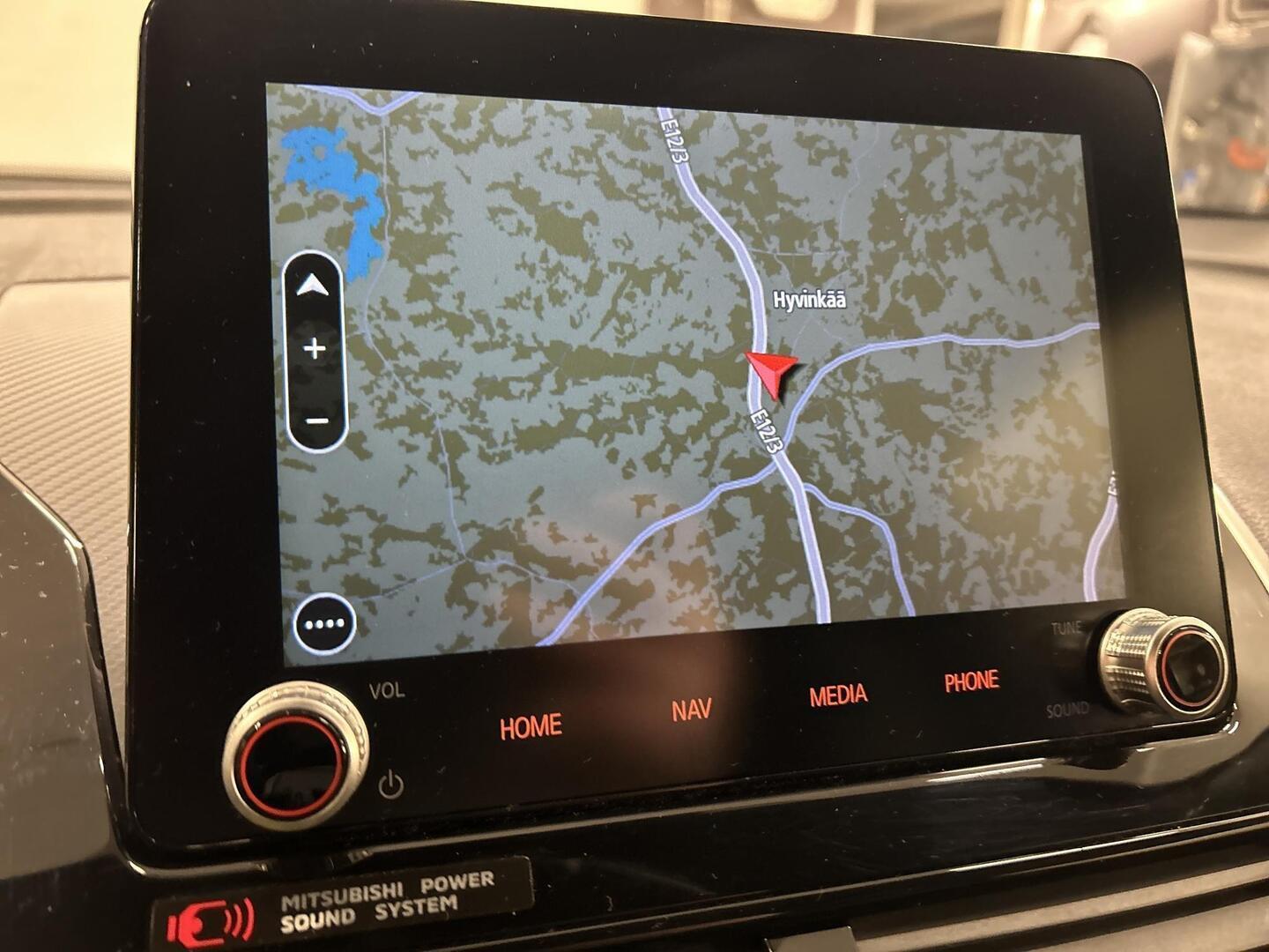 MITSUBISHI ECLIPSE CROSS 2024