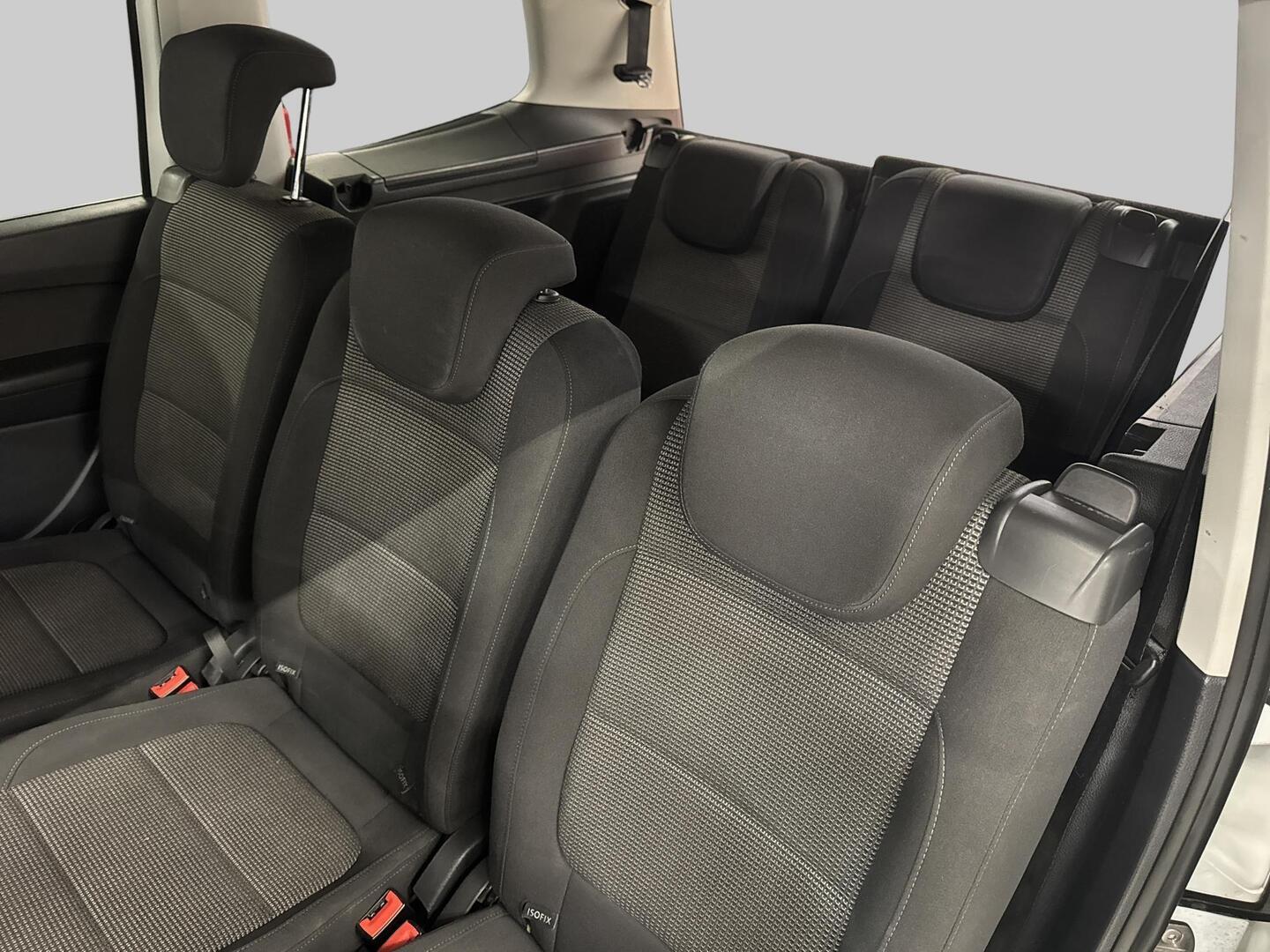 VOLKSWAGEN Sharan 2015