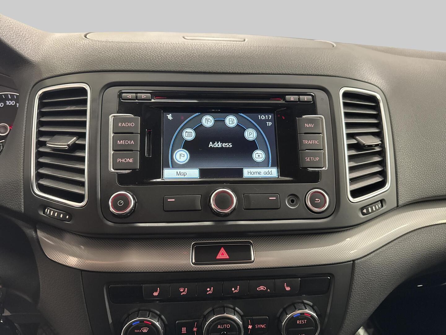 VOLKSWAGEN Sharan 2015