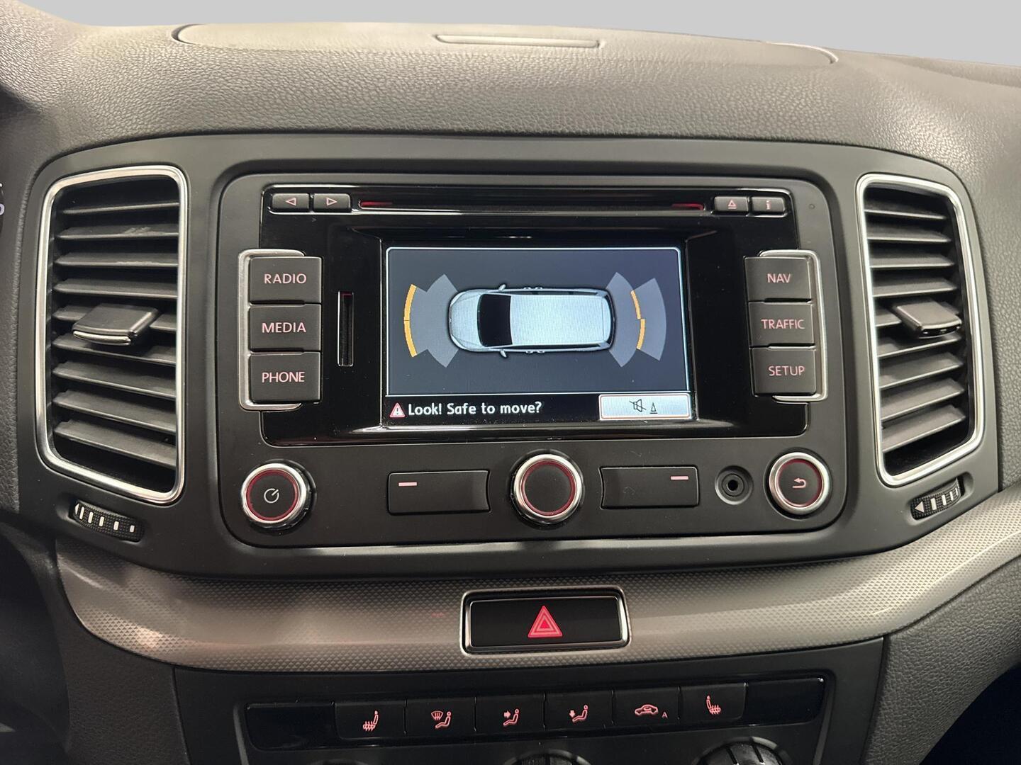 VOLKSWAGEN Sharan 2015