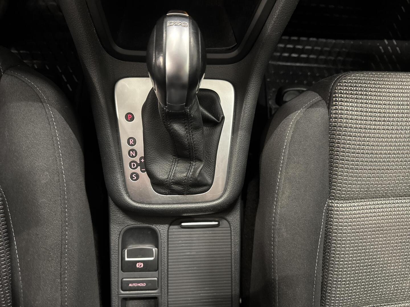 VOLKSWAGEN Sharan 2015