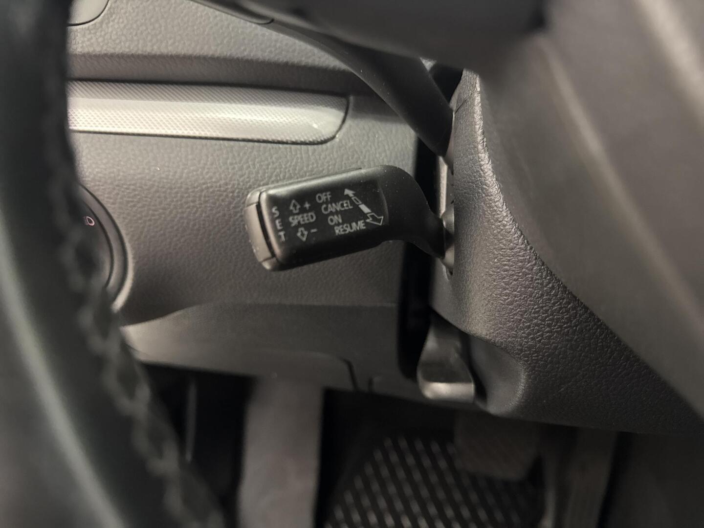 VOLKSWAGEN Sharan 2015