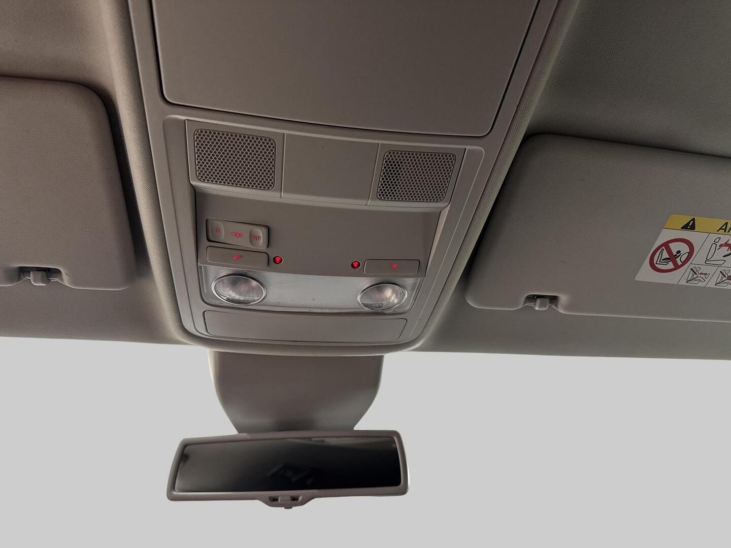 VOLKSWAGEN Sharan 2015