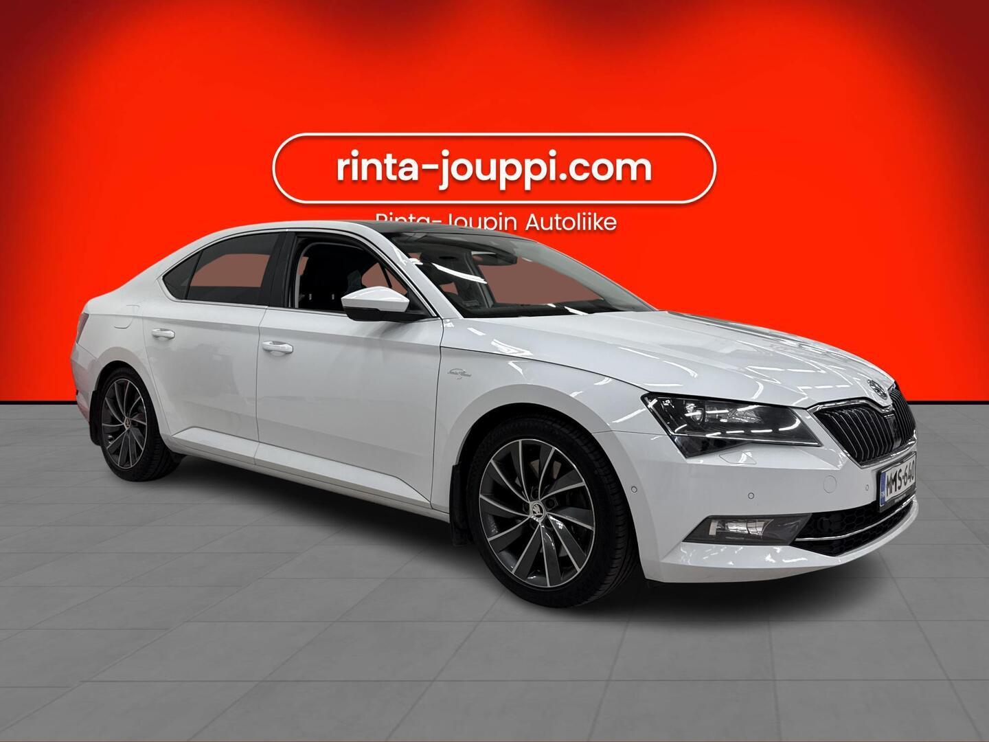 SKODA Superb 2016
