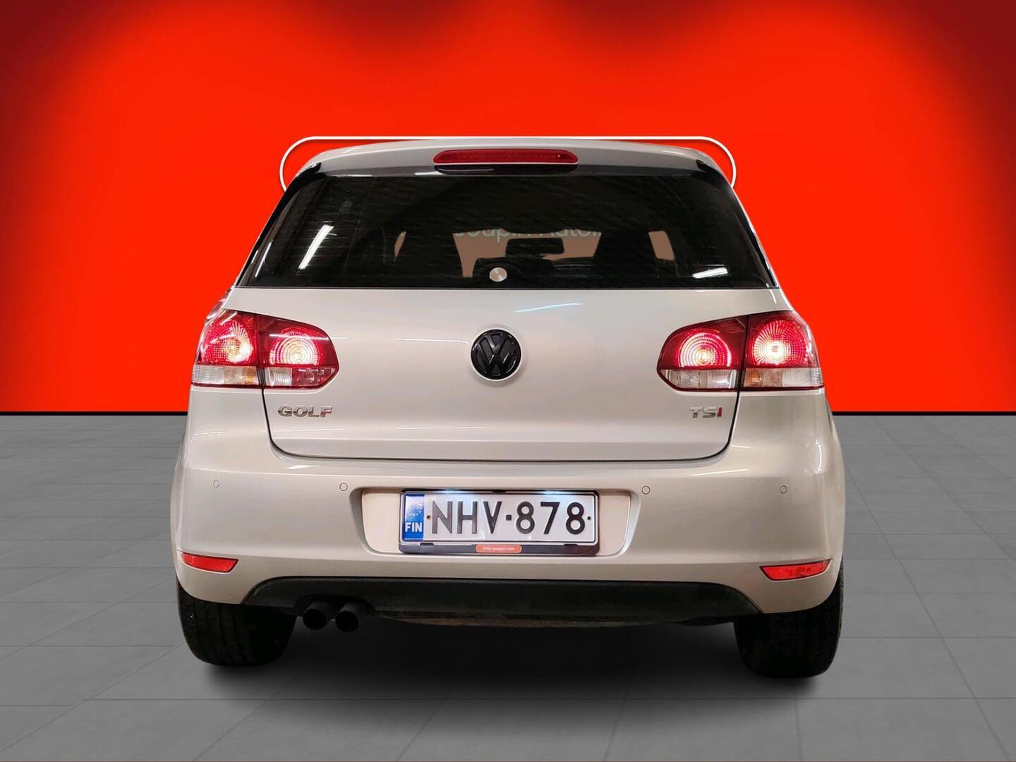 VOLKSWAGEN Golf 2011