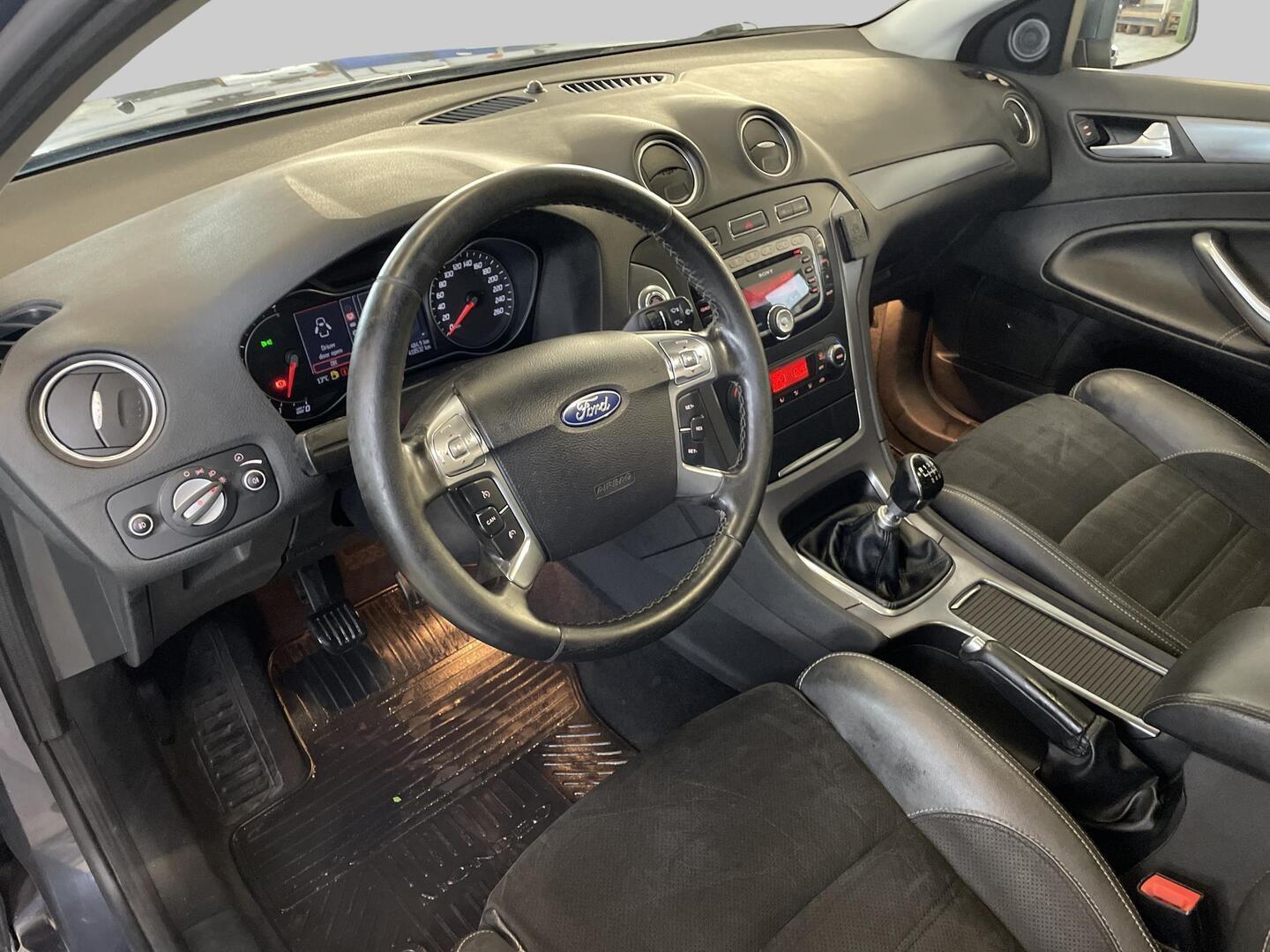 FORD Mondeo 2011