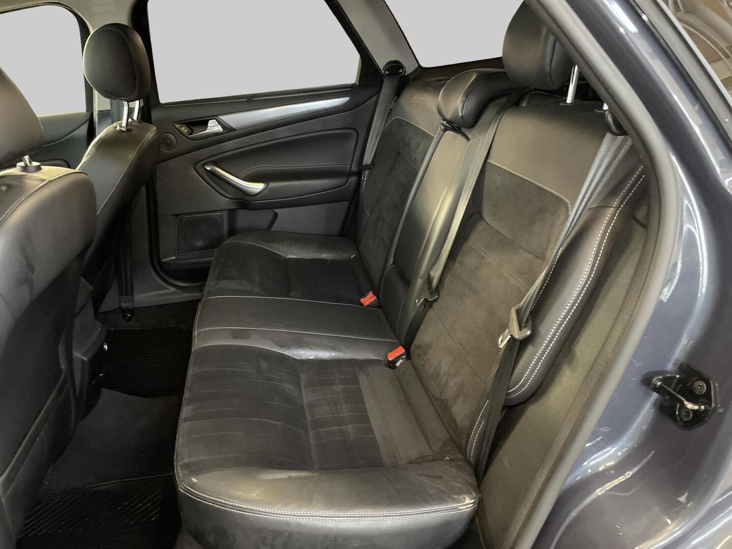 FORD Mondeo 2011