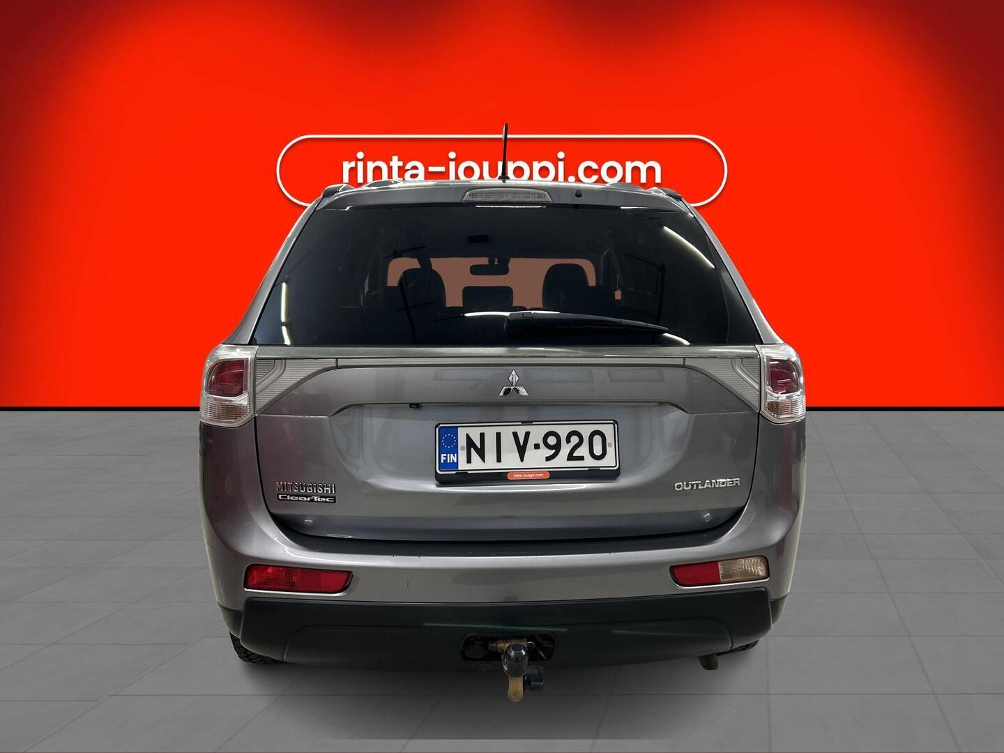 MITSUBISHI Outlander 2012