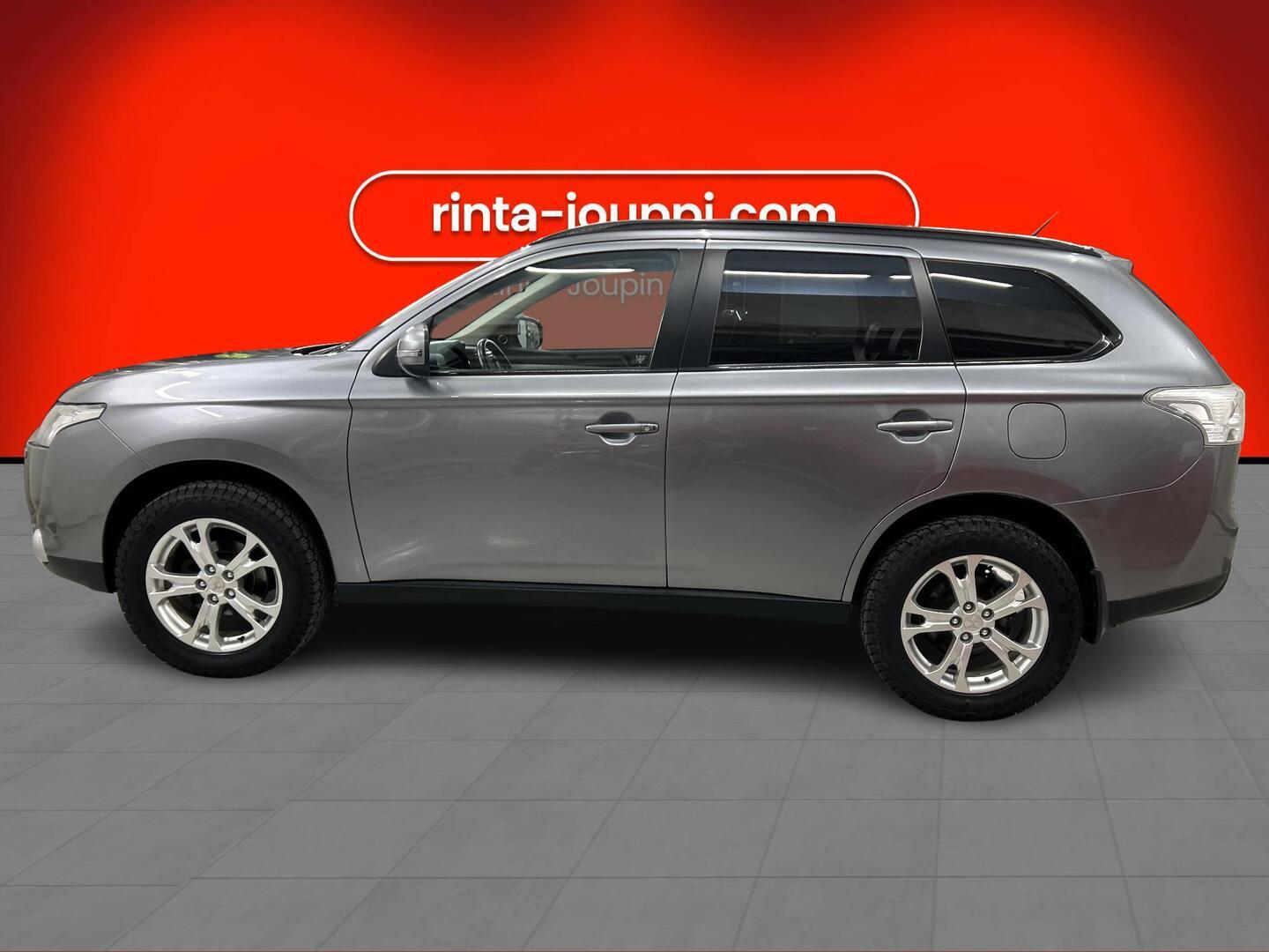 MITSUBISHI Outlander 2012