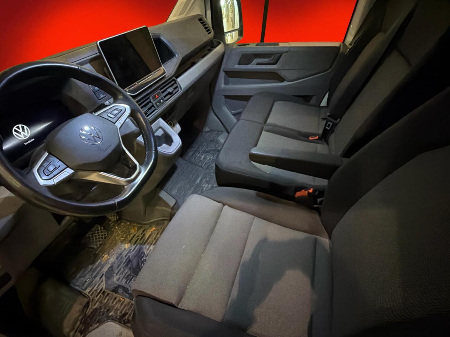 VOLKSWAGEN Crafter 2025