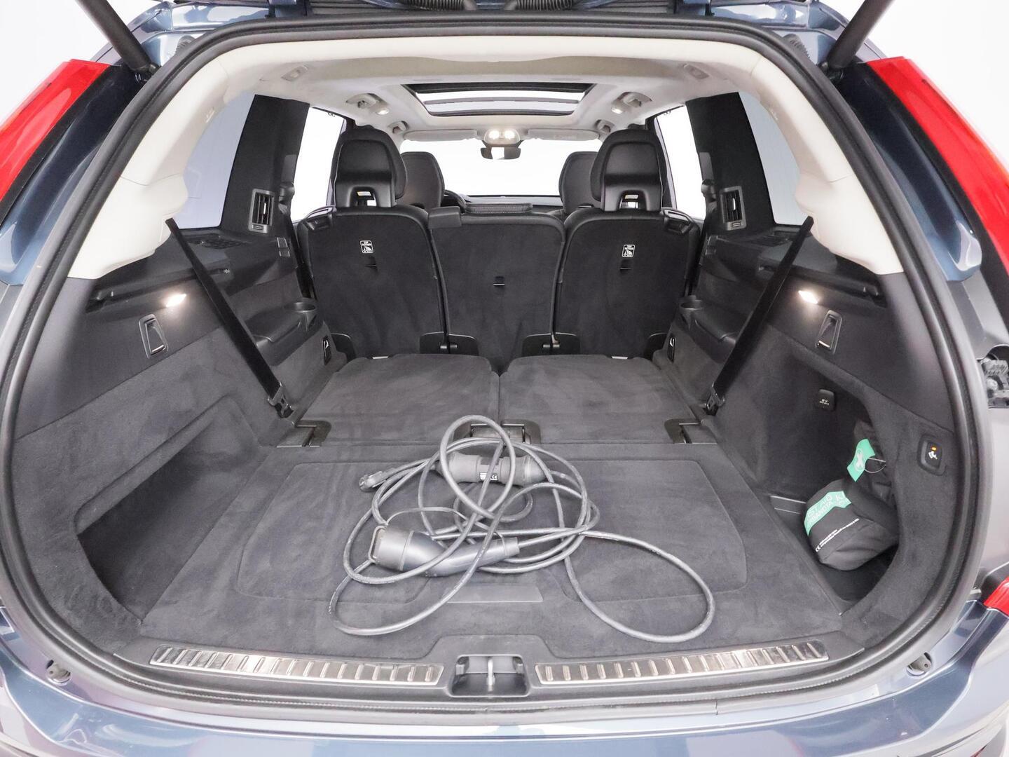 VOLVO XC90 2023