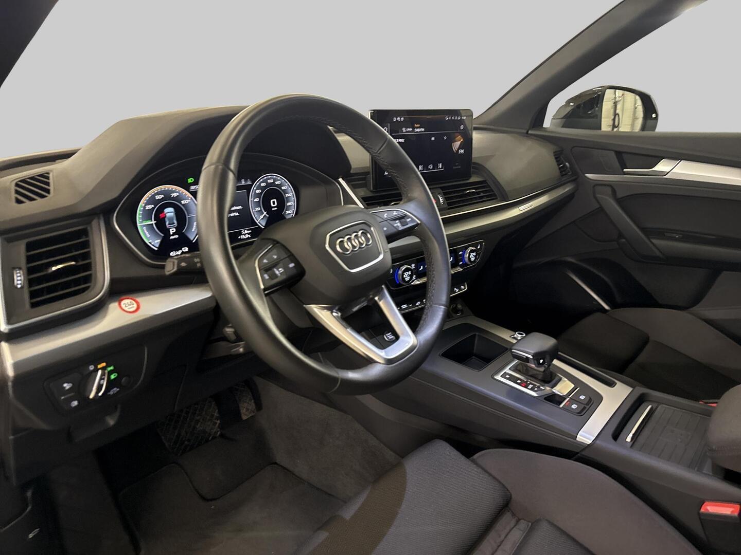 AUDI Q5 2023