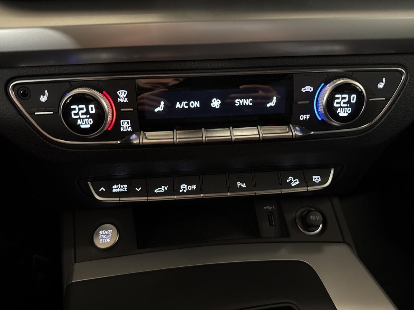 AUDI Q5 2023