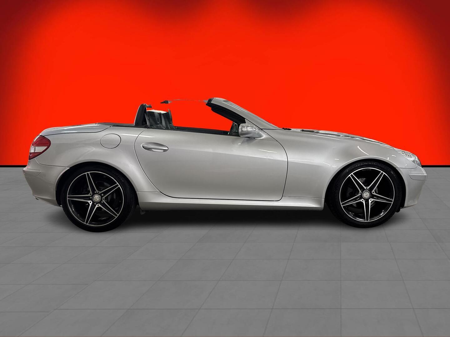 MERCEDES-BENZ SLK 2004