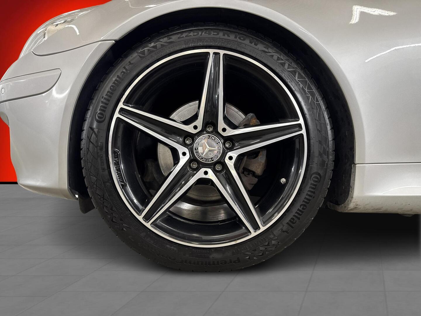 MERCEDES-BENZ SLK 2004