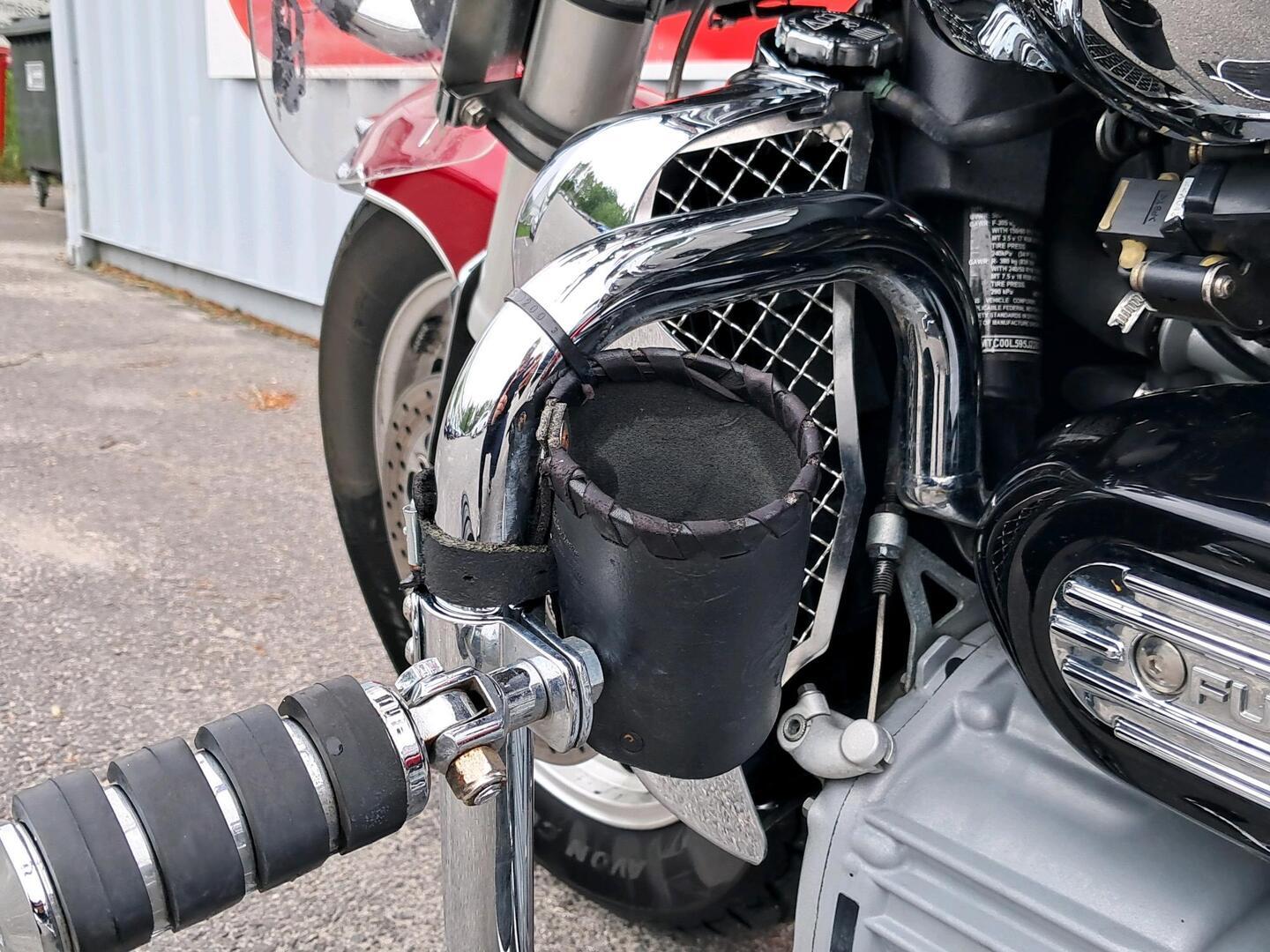 TRIUMPH ROCKET III 2006