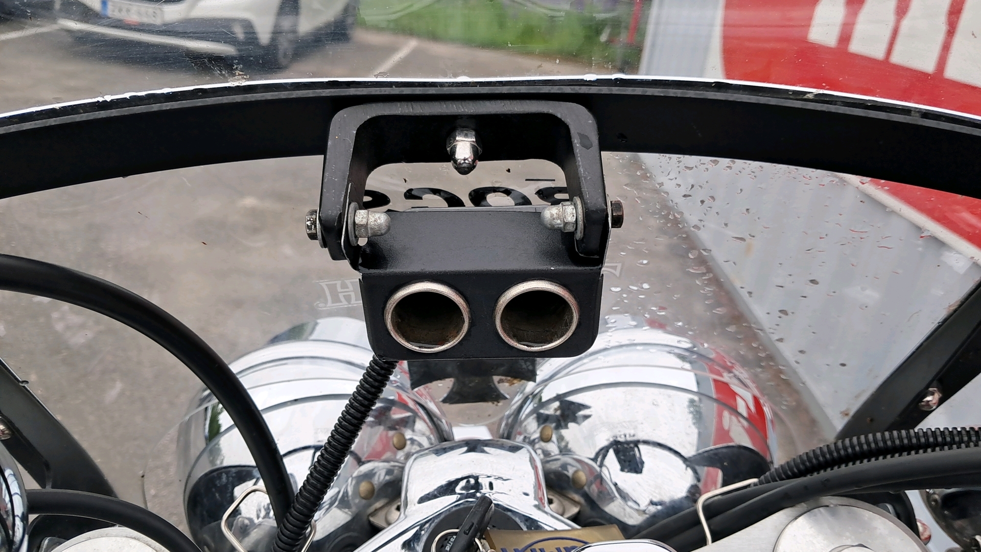TRIUMPH ROCKET III 2006