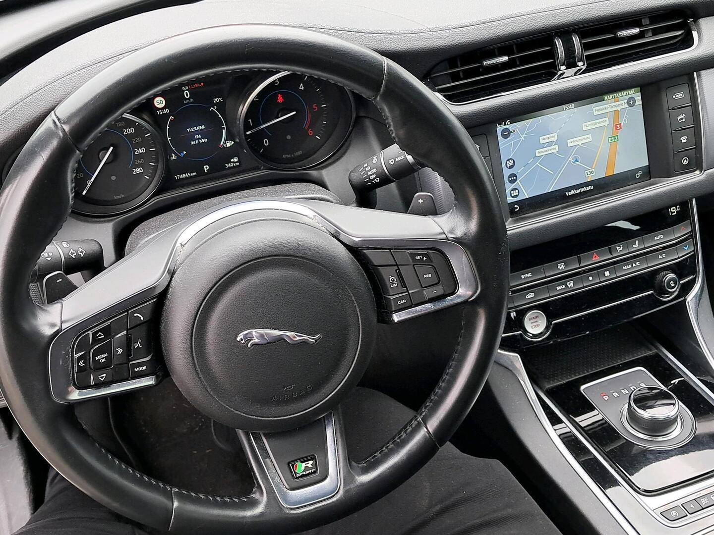 JAGUAR XF 2016