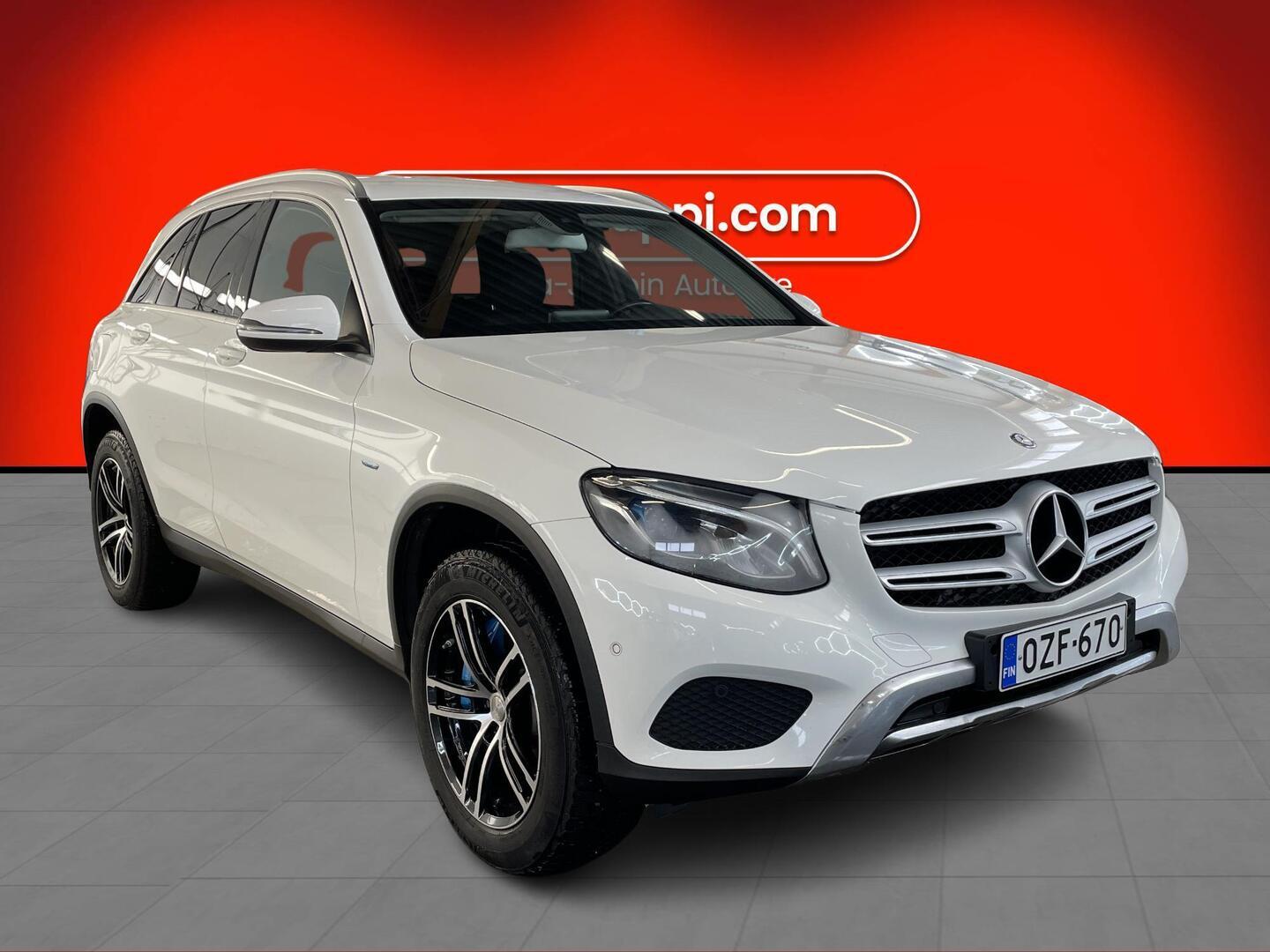 MERCEDES-BENZ GLC 2016