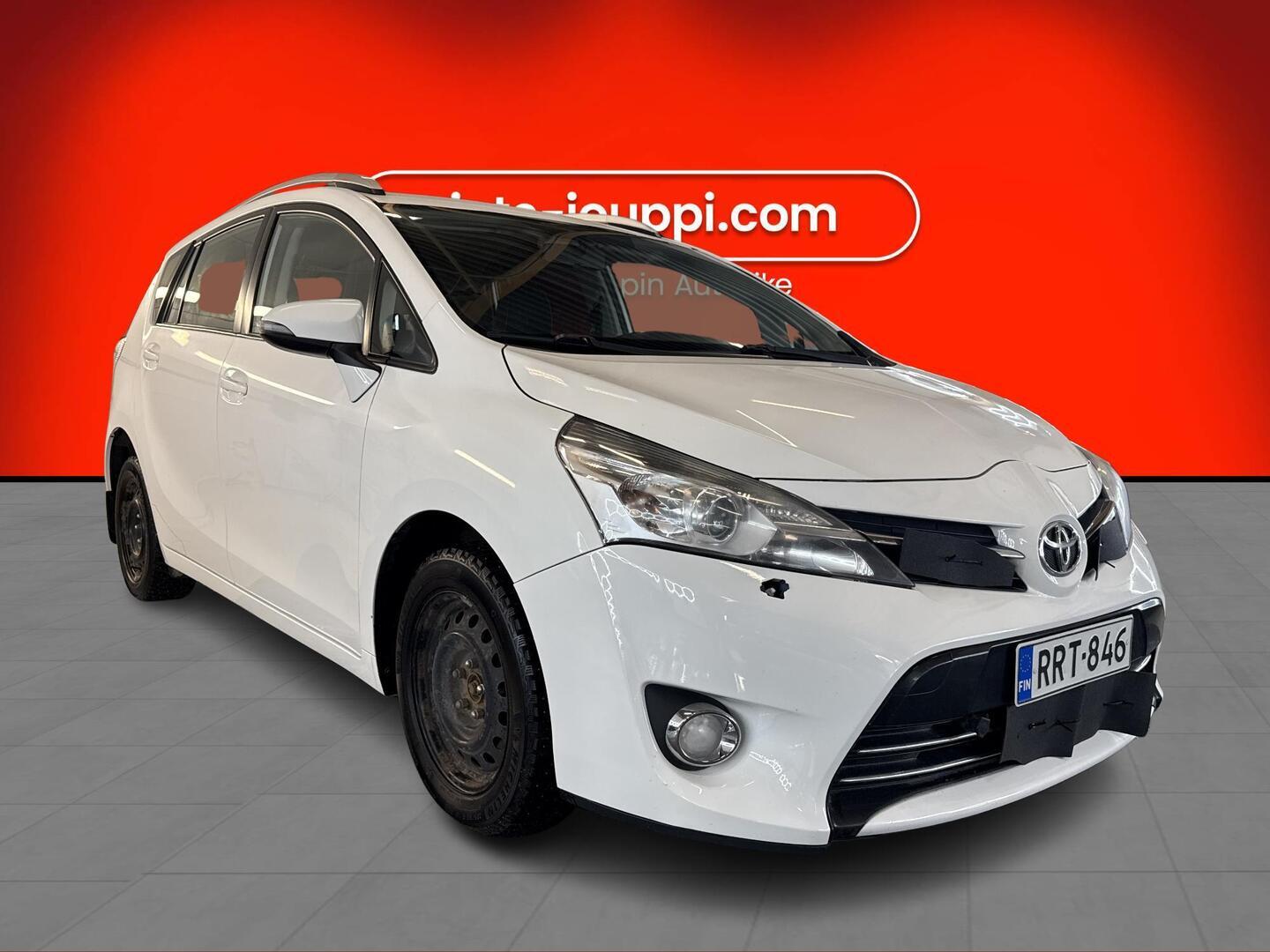 TOYOTA Verso 2013