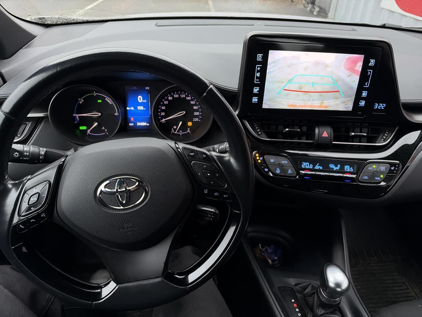 TOYOTA C-HR 2018
